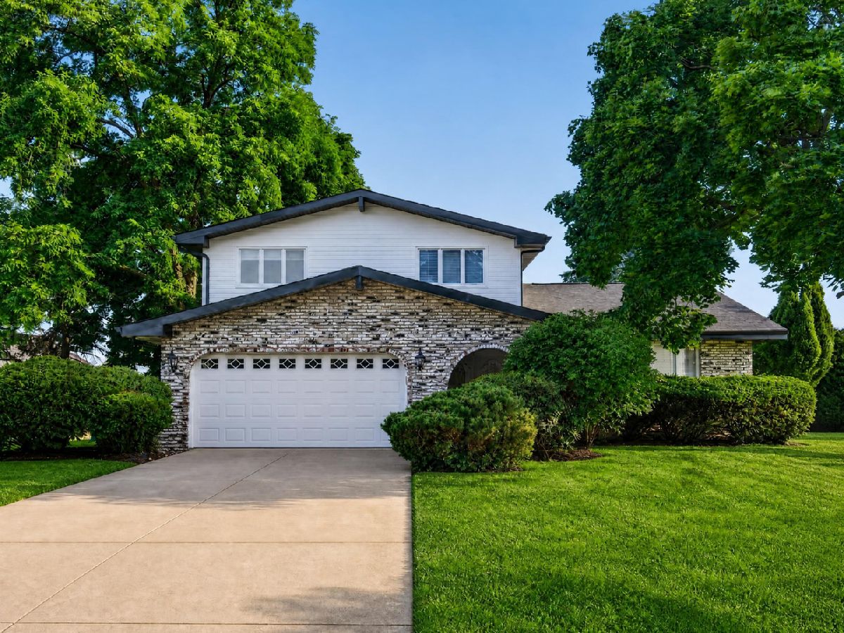  For Rent Willowbrook Illinois, 16W707 90th