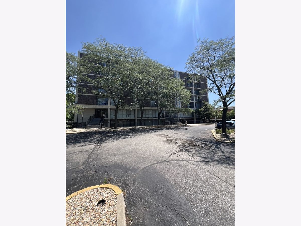  For Sale Bensenville Illinois, 1043 York Road