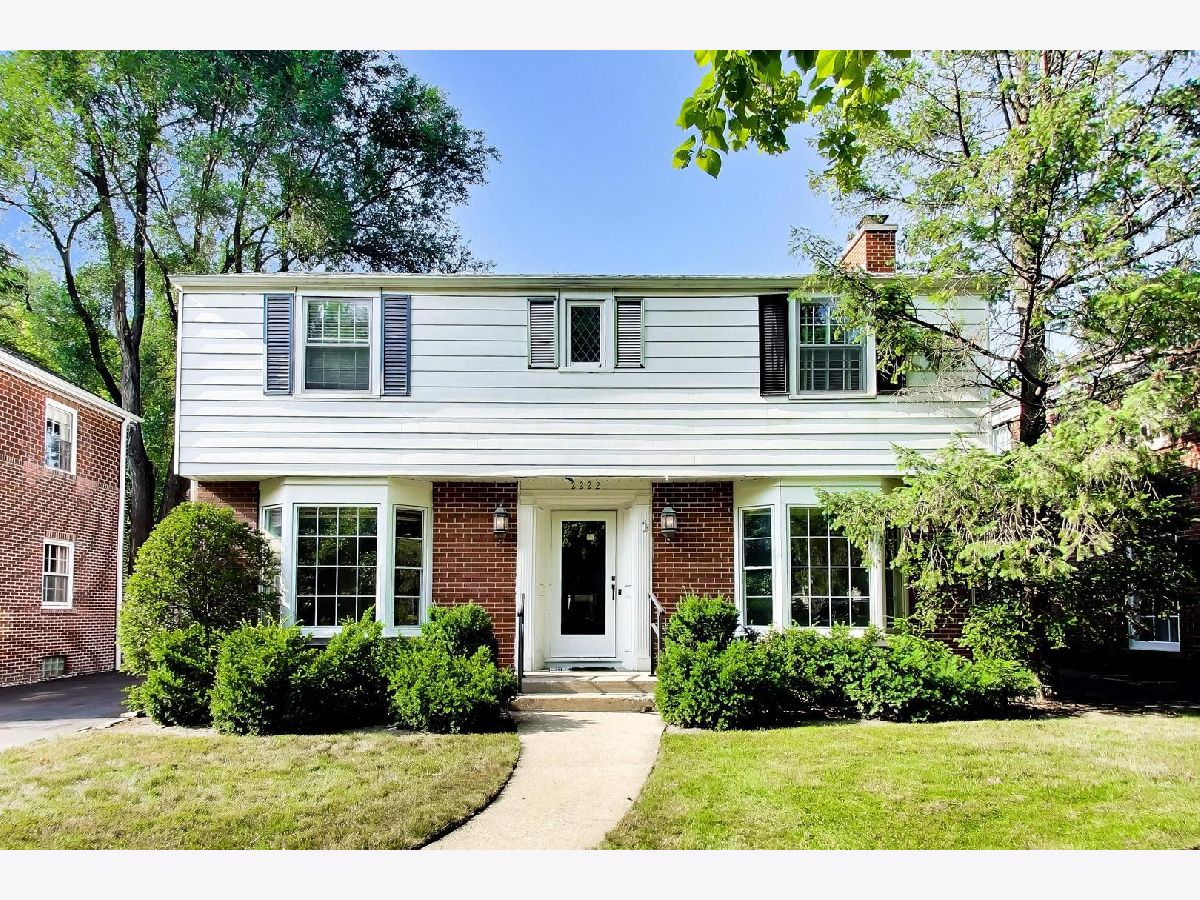  For Sale Wilmette Illinois, 2222 Chestnut Avenue