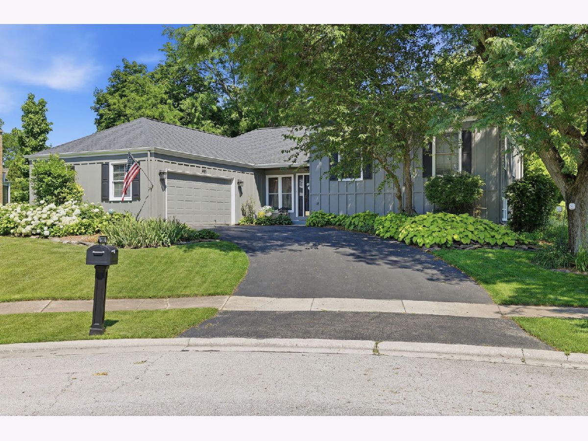 Condos & Townhomes & Homes For Sale The Streams Wheaton Illinois, 1483 Pebblestone