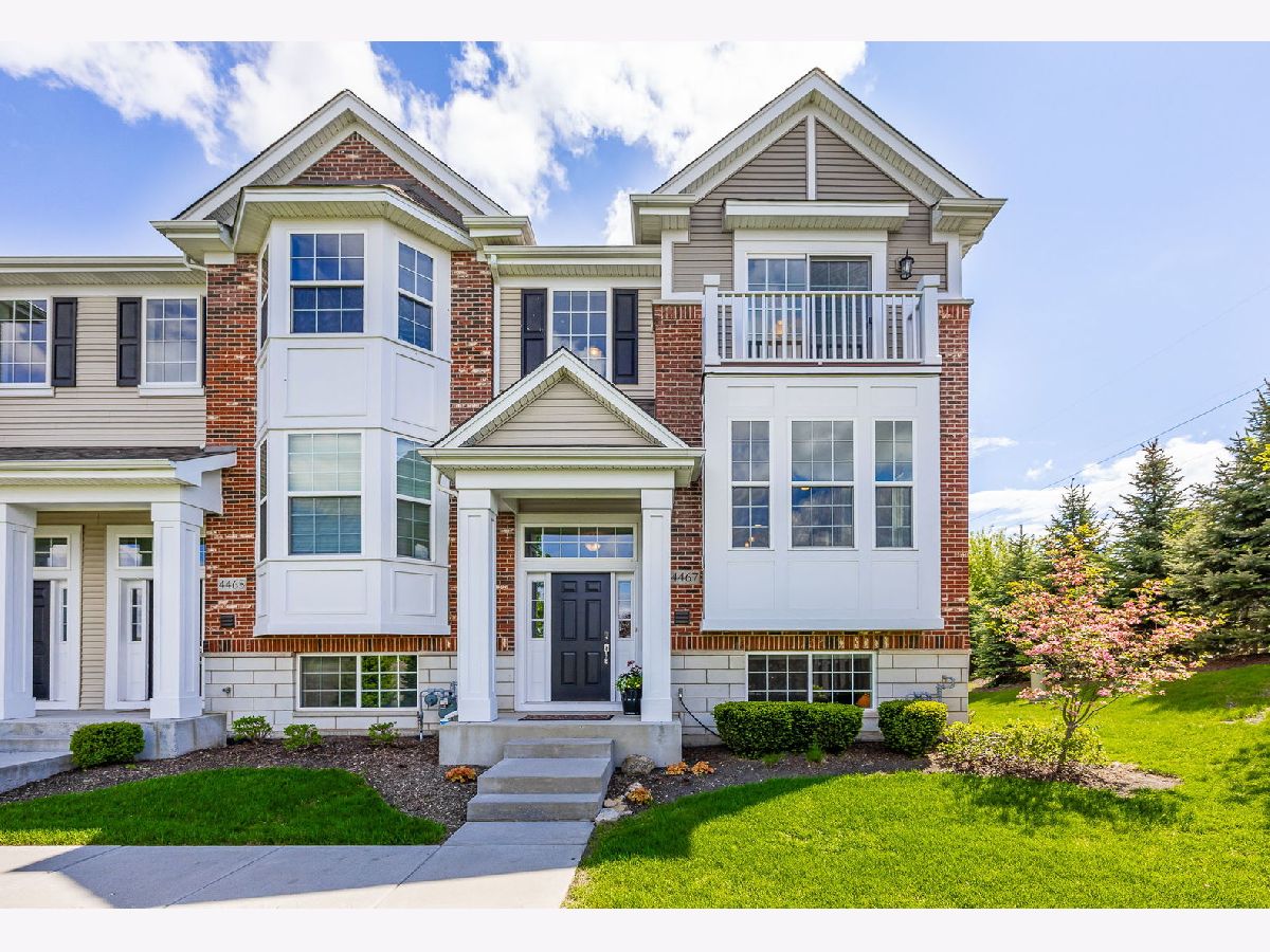 Townhomes For Sale Emerson Park Naperville Illinois, 4467 Monroe Court