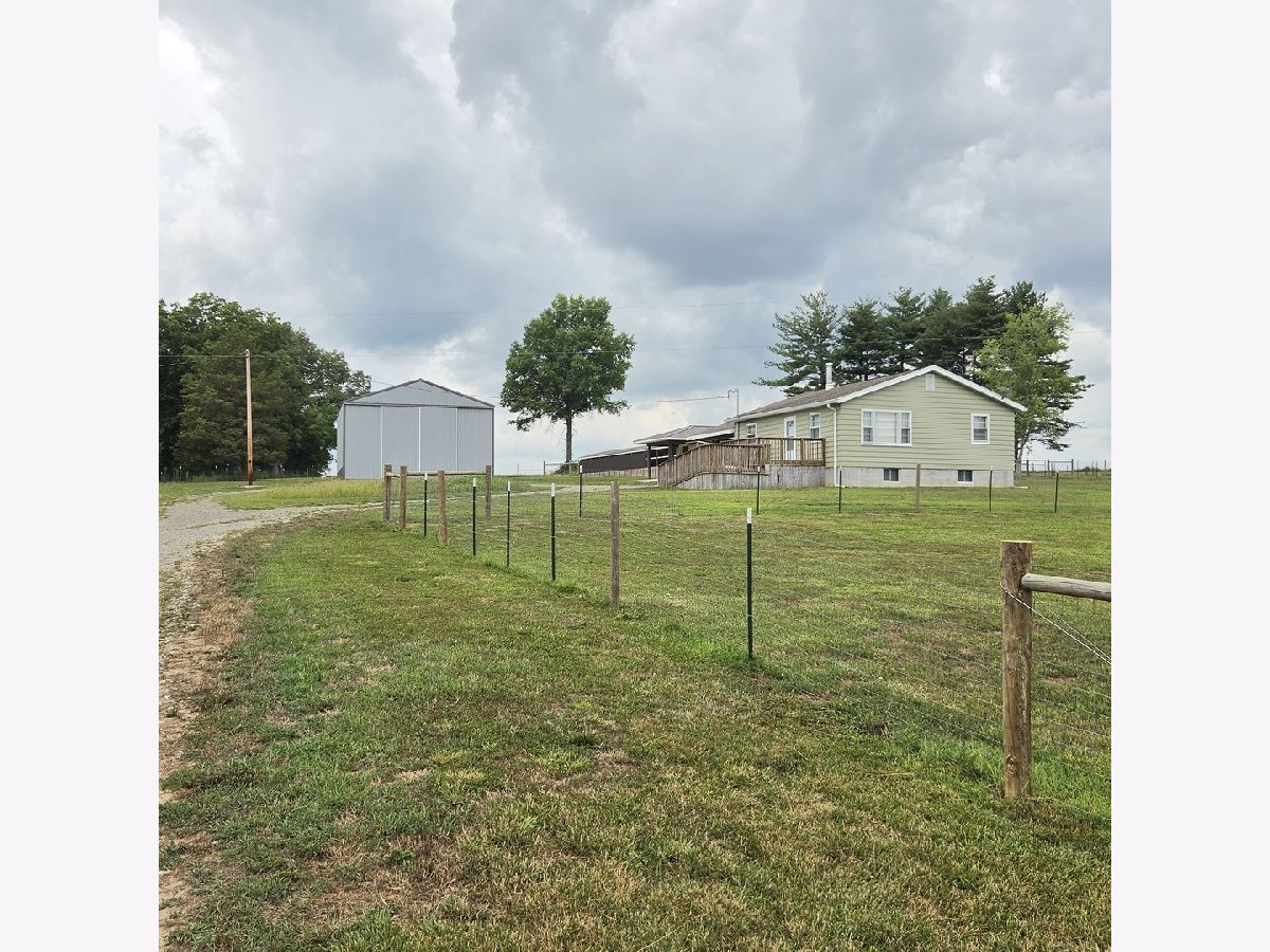  For Sale Benton Illinois, 7871 St Hwy 37 Highway