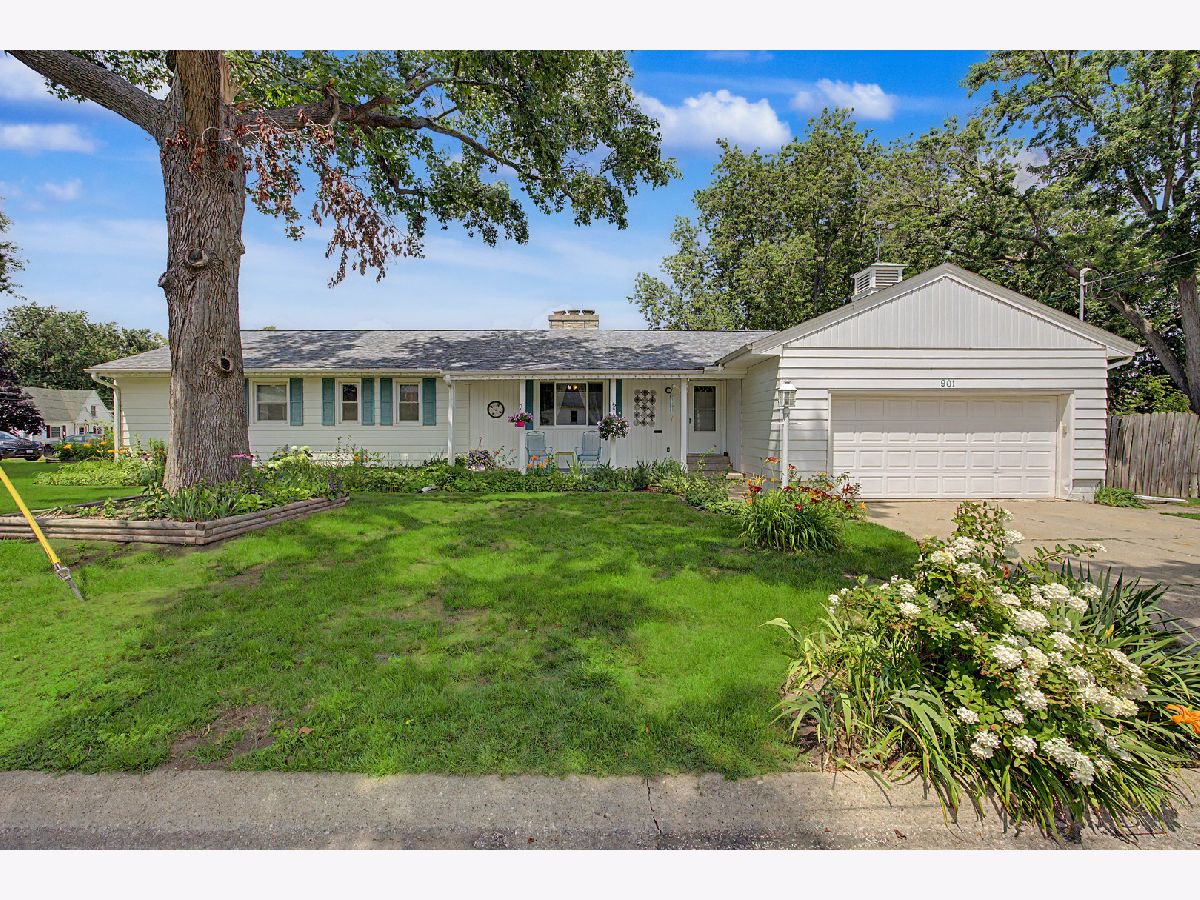  For Sale Washington Illinois, 901 Adams Street