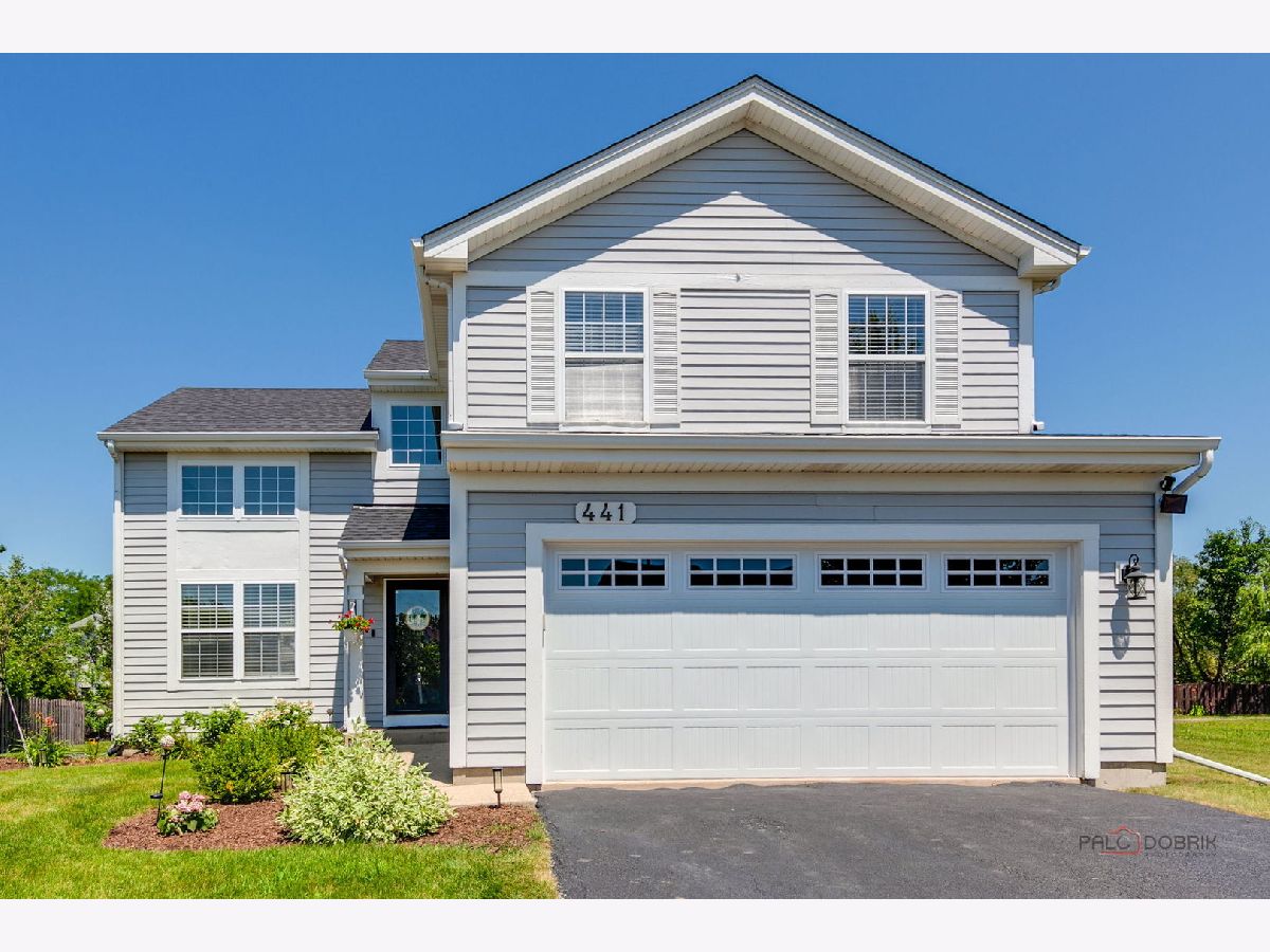  For Sale Lindenhurst Illinois, 441 Barn Swallow Drive