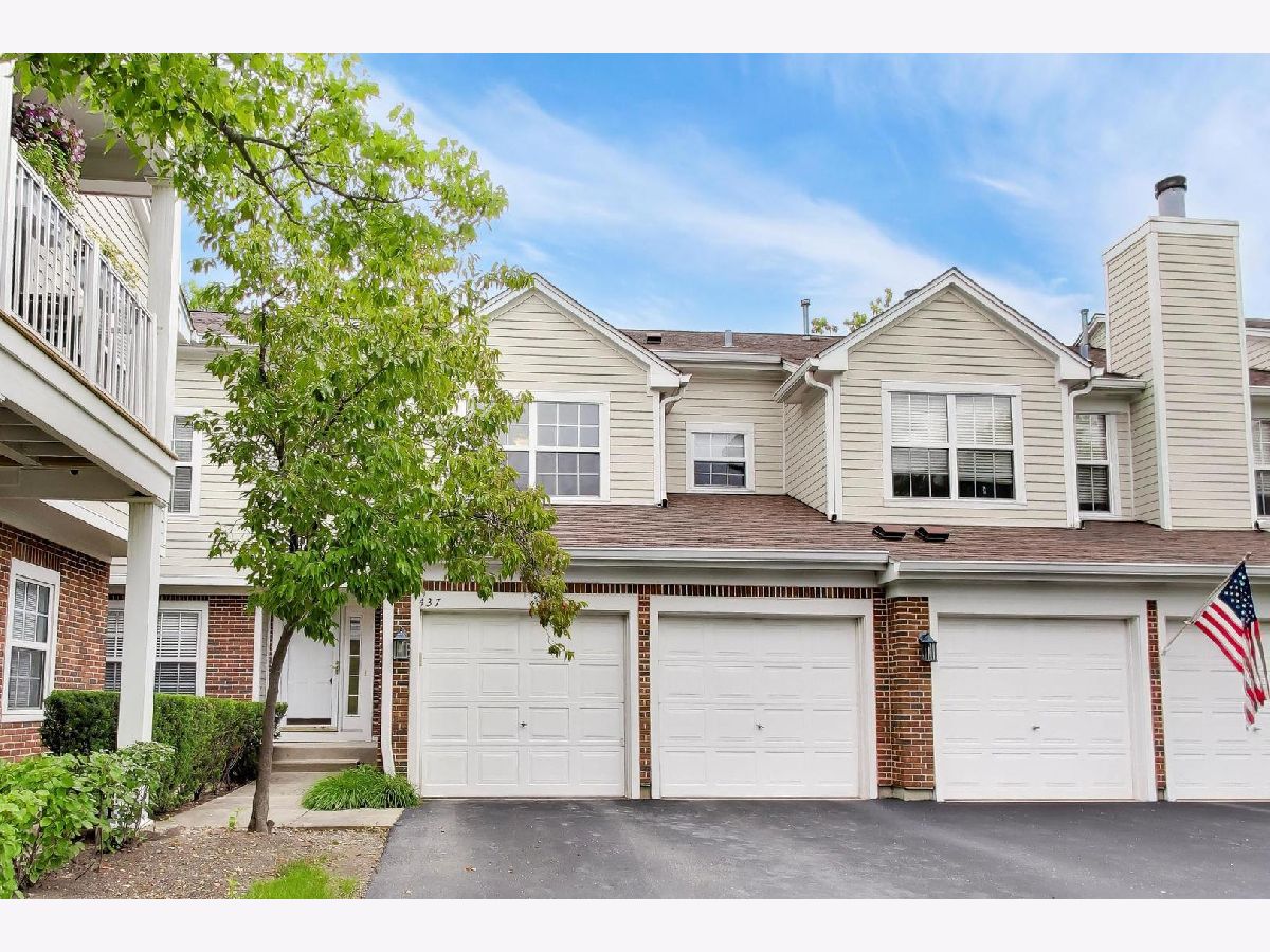  For Sale Vernon Hills Illinois, 437 Grosse Pointe Circle