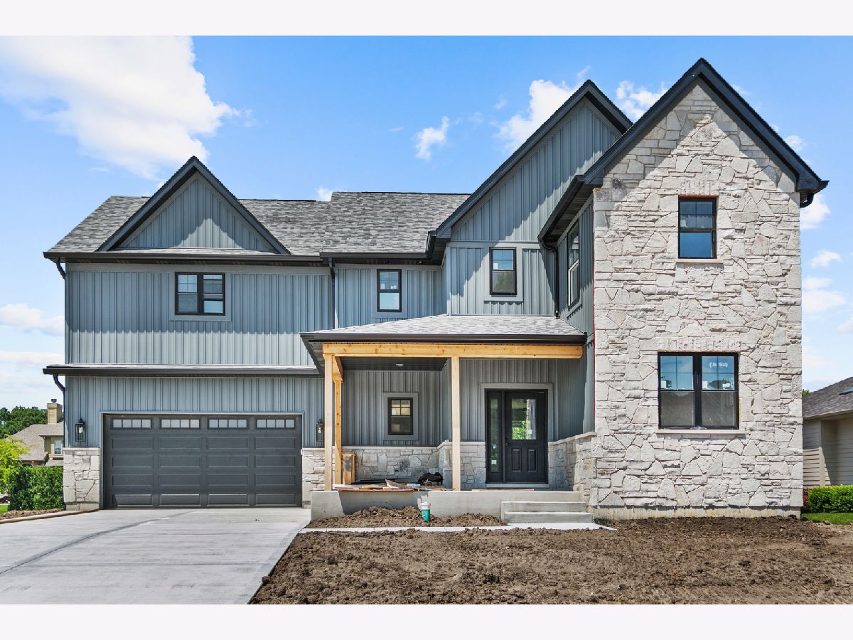  For Sale Shorewood Illinois, 21022 Kenmare Drive