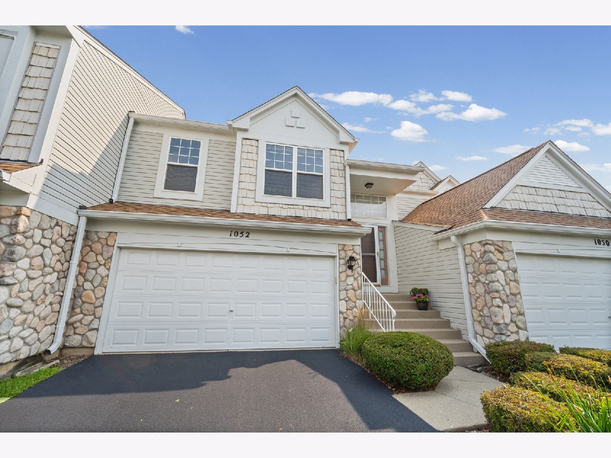  For Sale Elgin Illinois, 1052 Delta Drive