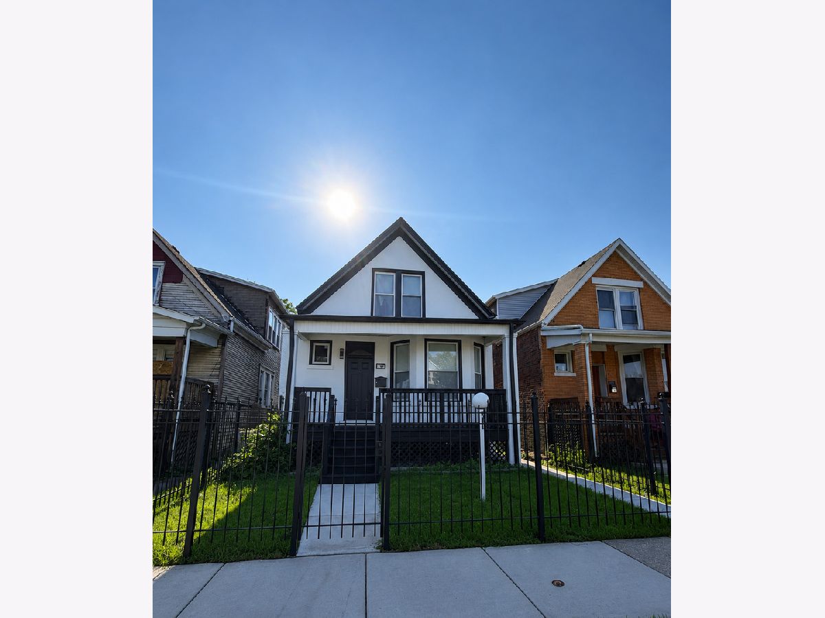  Rented Chicago Illinois, 6607 Oakley