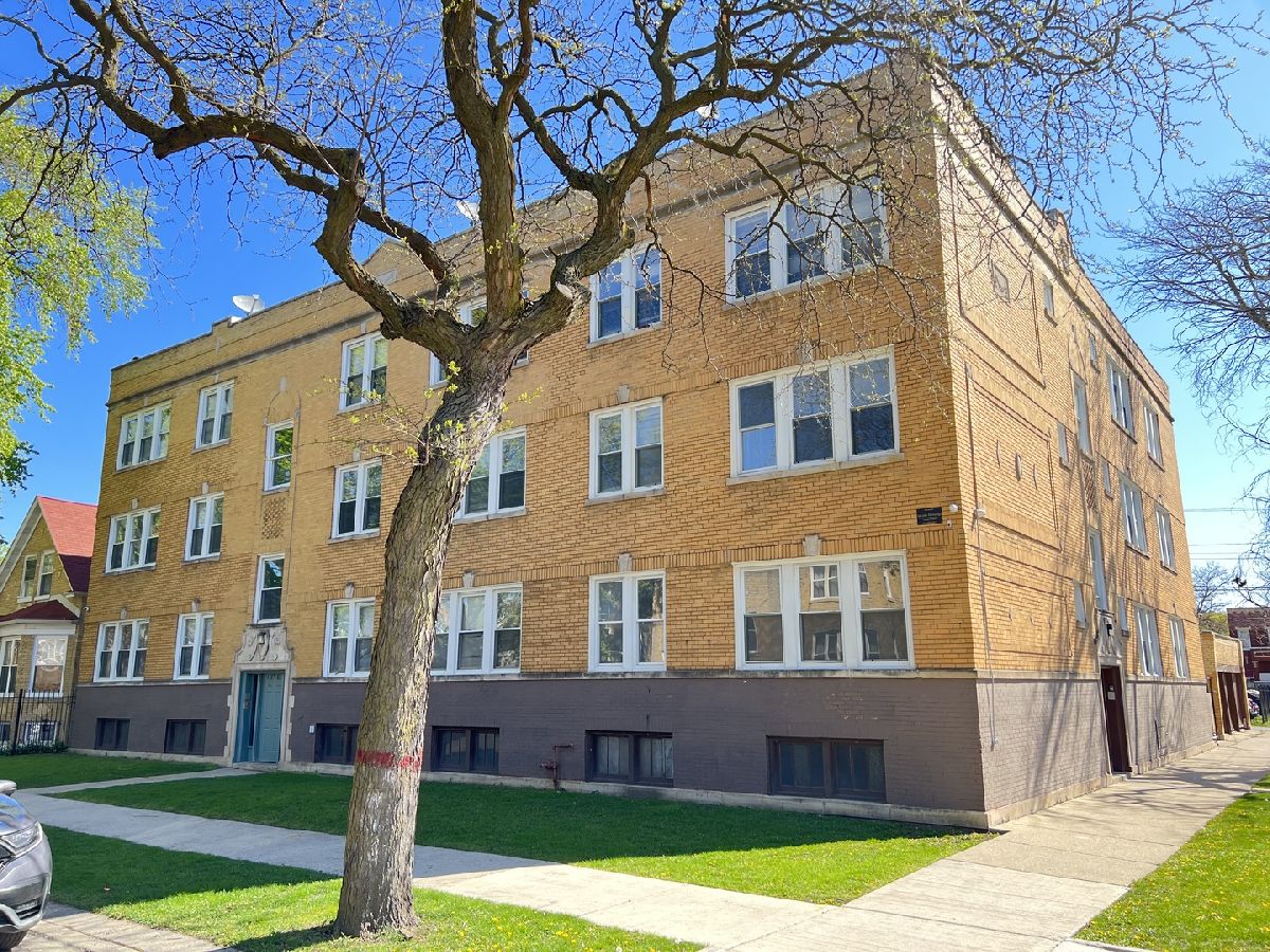  Rented Chicago Illinois, 1107 Avers