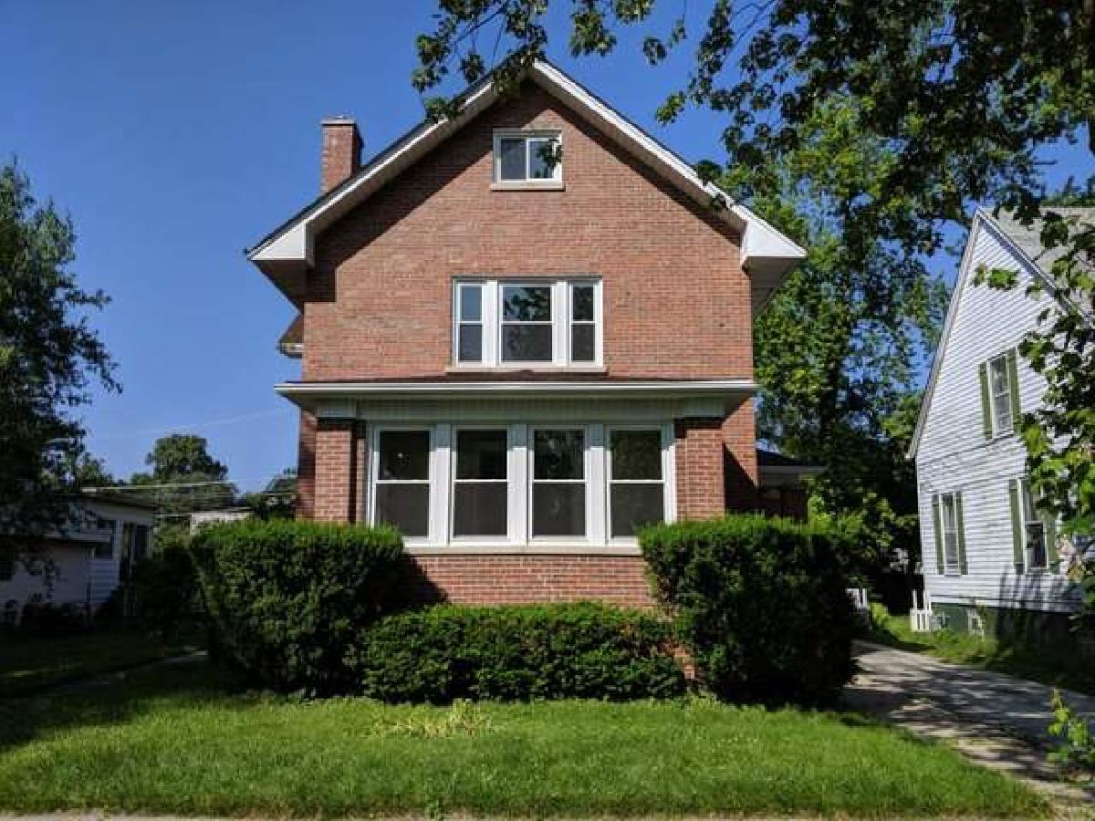  Rented Evanston Illinois, 2635 Prairie