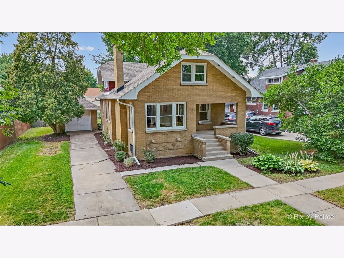  For Sale West Chicago Illinois, 320 Allen Avenue