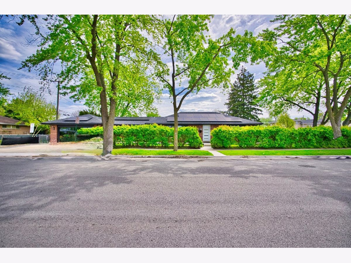  Rented Skokie Illinois, 7135 Laramie