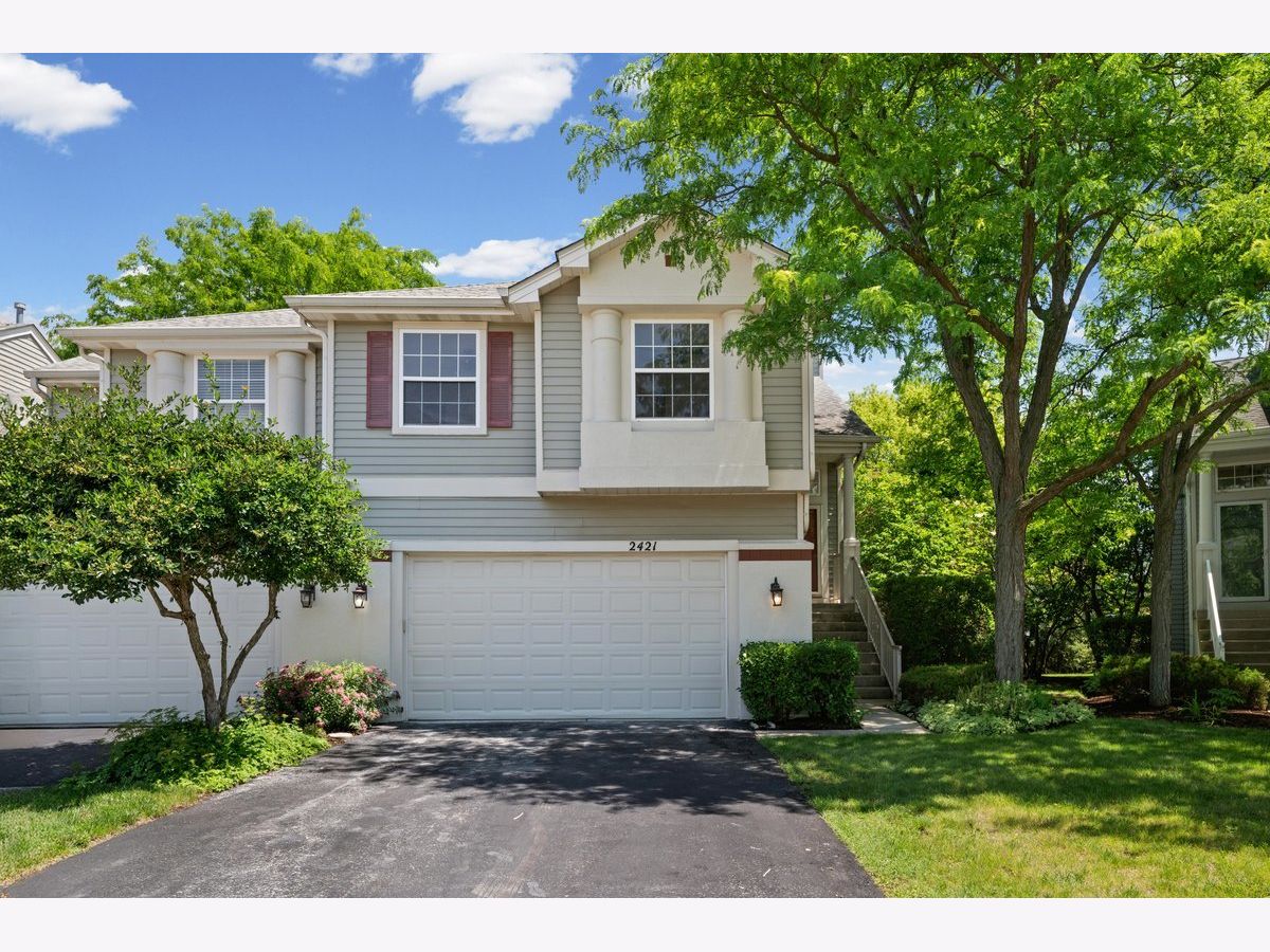 Rented Buffalo Grove Illinois, 2421 Madiera