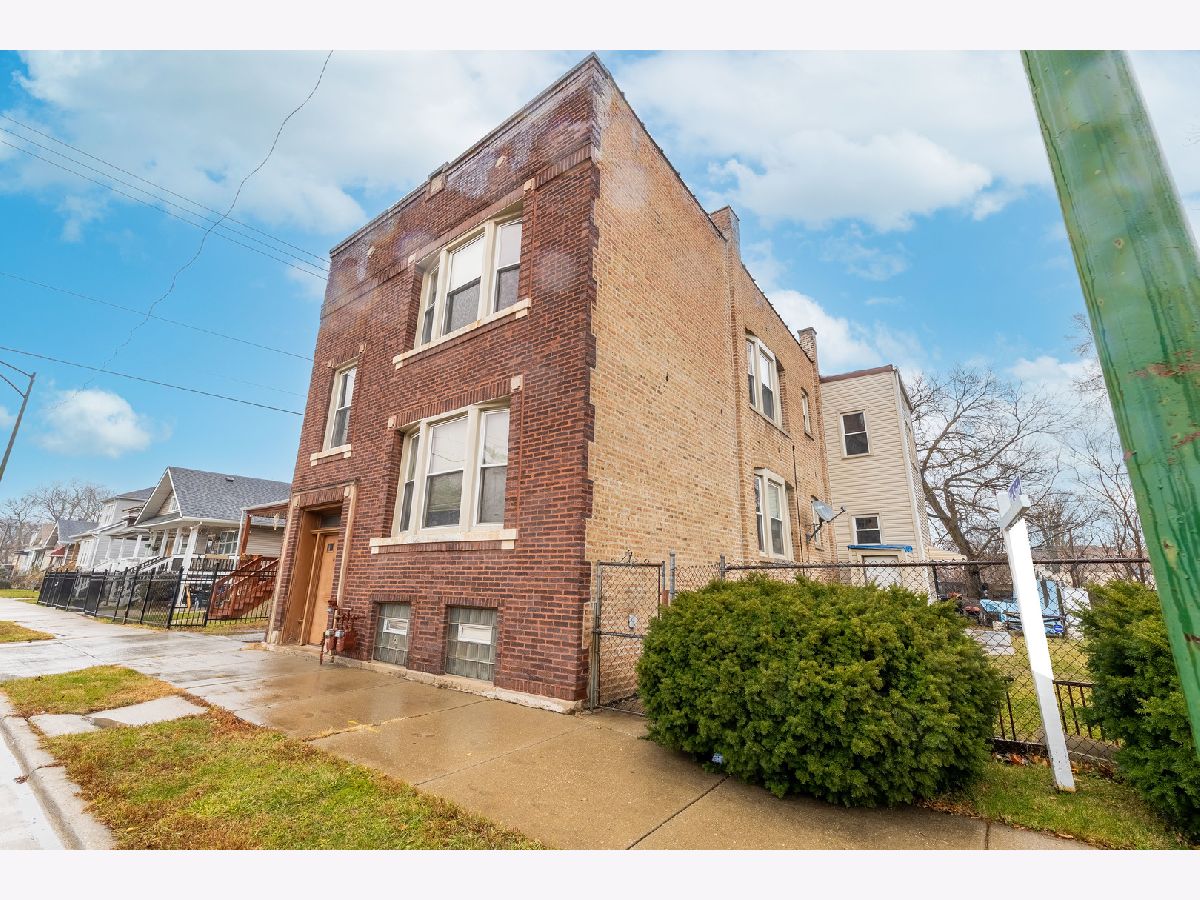  For Sale Chicago Illinois, 11849 Wentworth Avenue