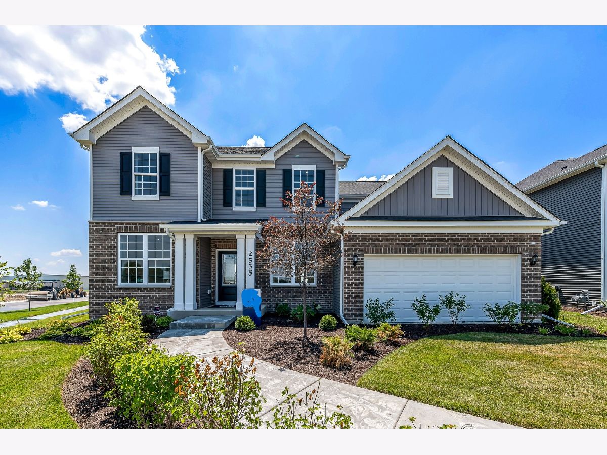 Homes For Sale Lincoln Crossing Aurora Illinois, 3237 Peyton Circle