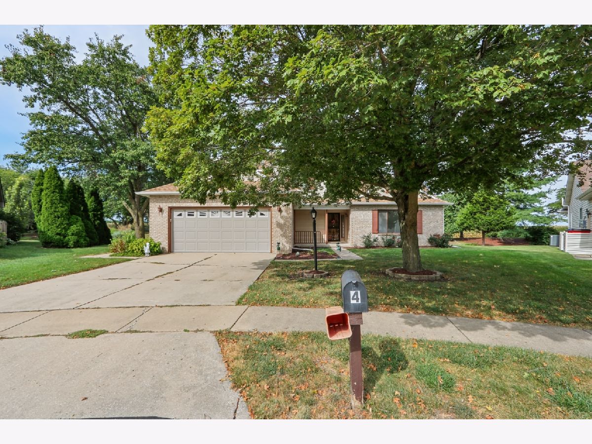  For Sale Savoy Illinois, 4 Redwing Court
