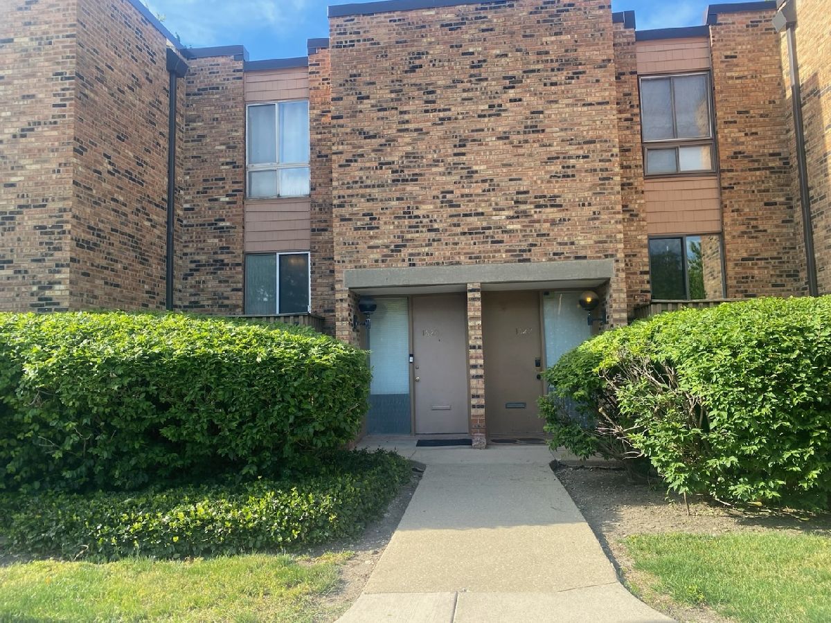  For Sale Schaumburg Illinois, 1620 Waxwing Court