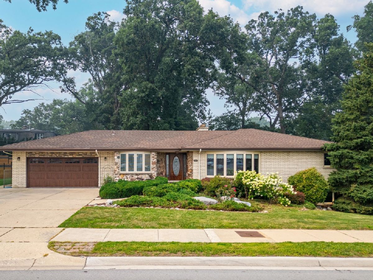  For Sale Roselle Illinois, 304 Irving Park Road