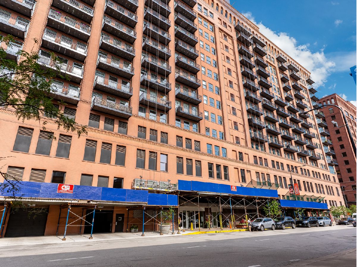  For Sale Chicago Illinois, 165 Canal Street