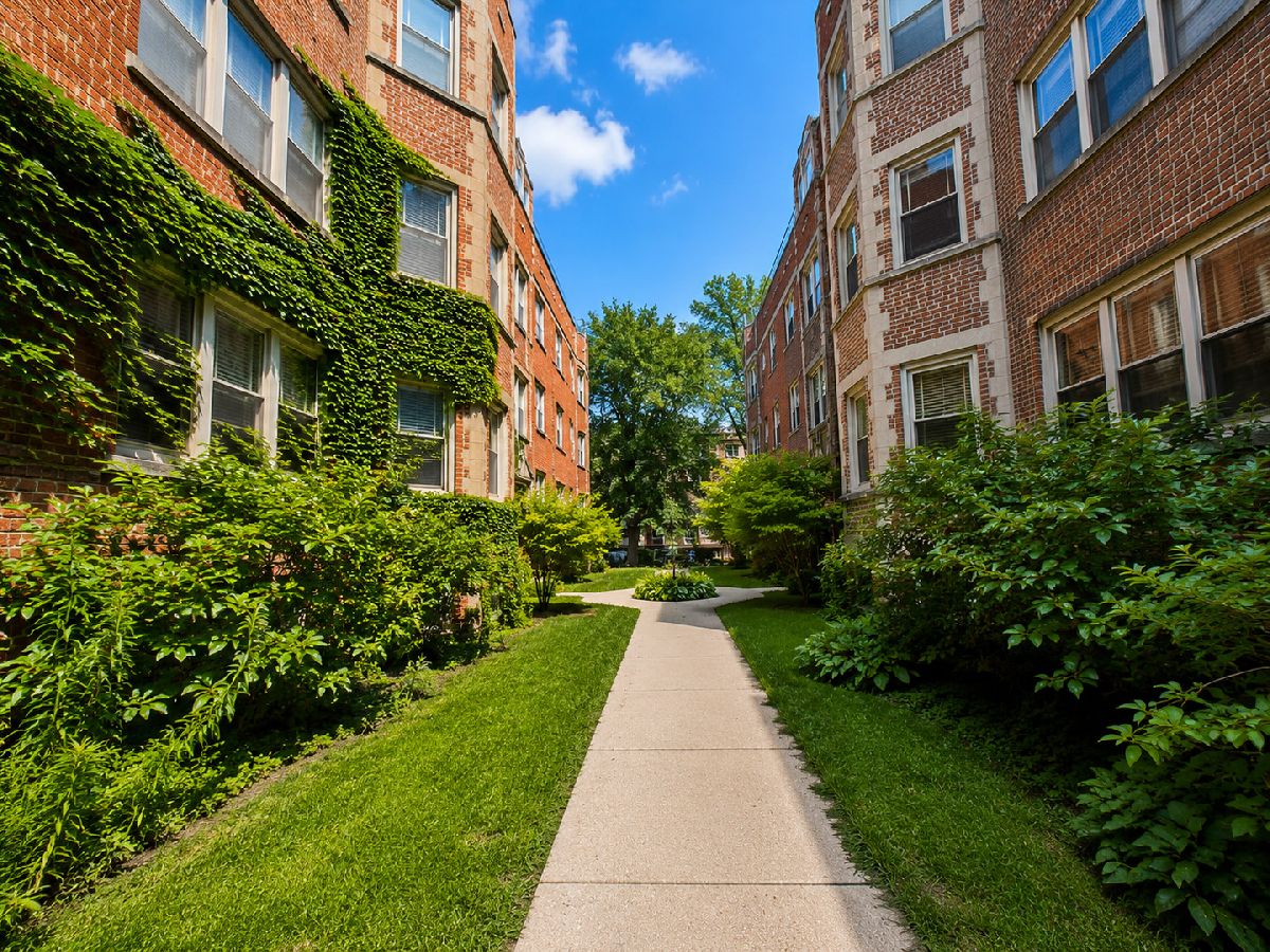  For Sale Chicago Illinois, 6814 Ashland Boulevard