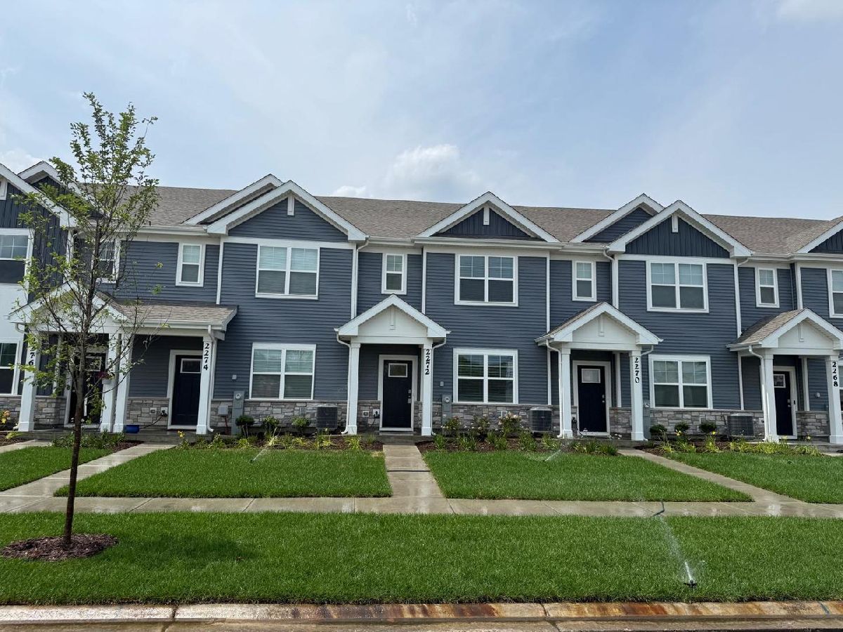 Homes & Condos & Townhomes For Rent Sonoma Trails Oswego Illinois, 2272 Barbera