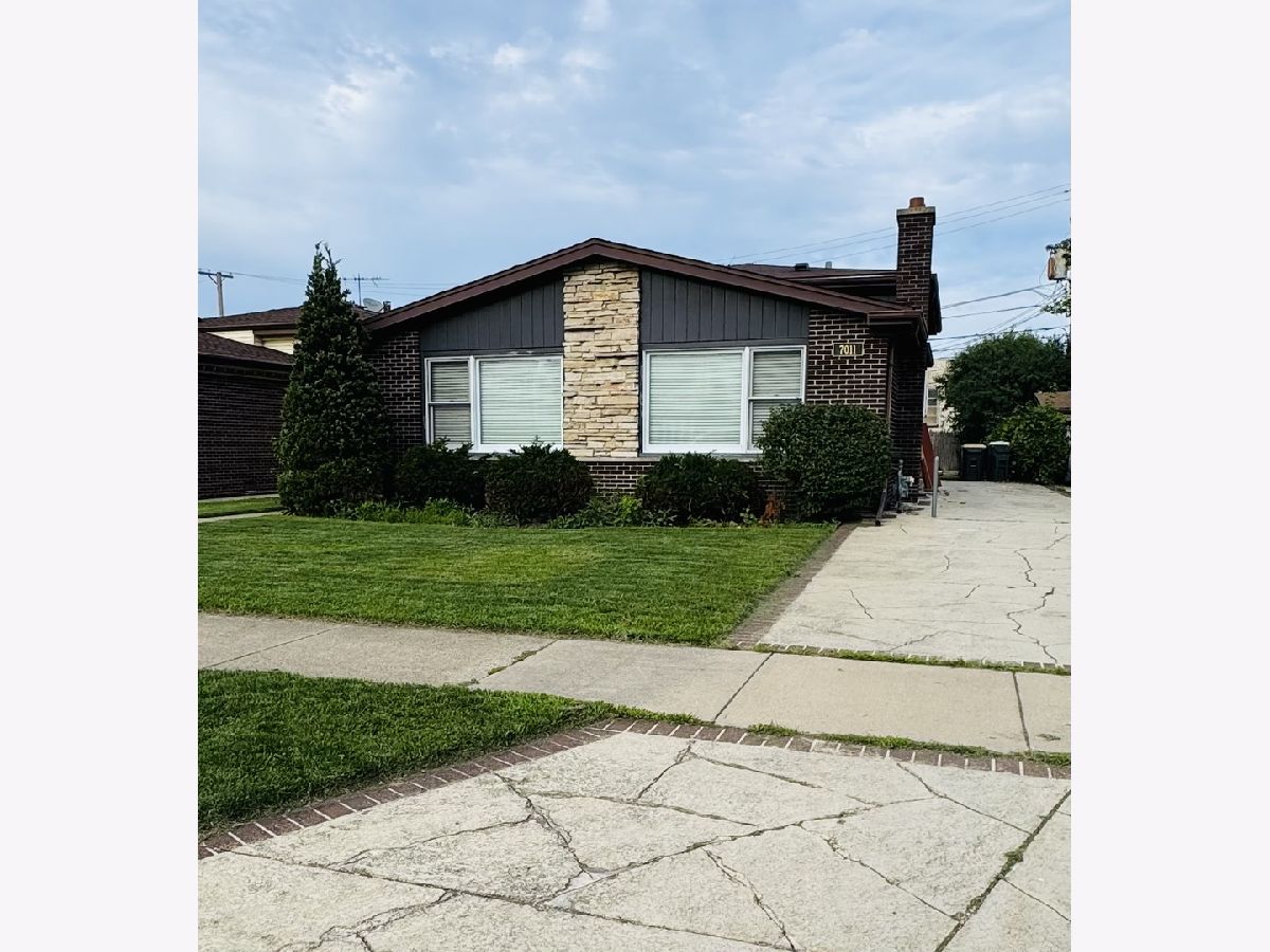  For Rent Lincolnwood Illinois, 7011 Hamlin