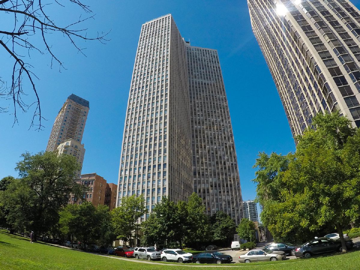  Rented Chicago Illinois, 2626 Lakeview