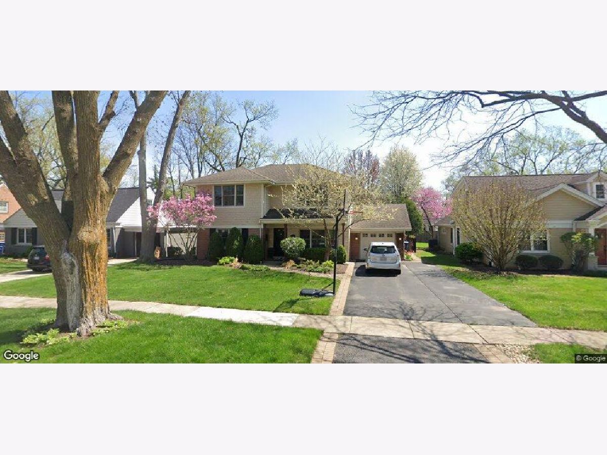  Sold Clarendon Hills Illinois, 21 Mohawk