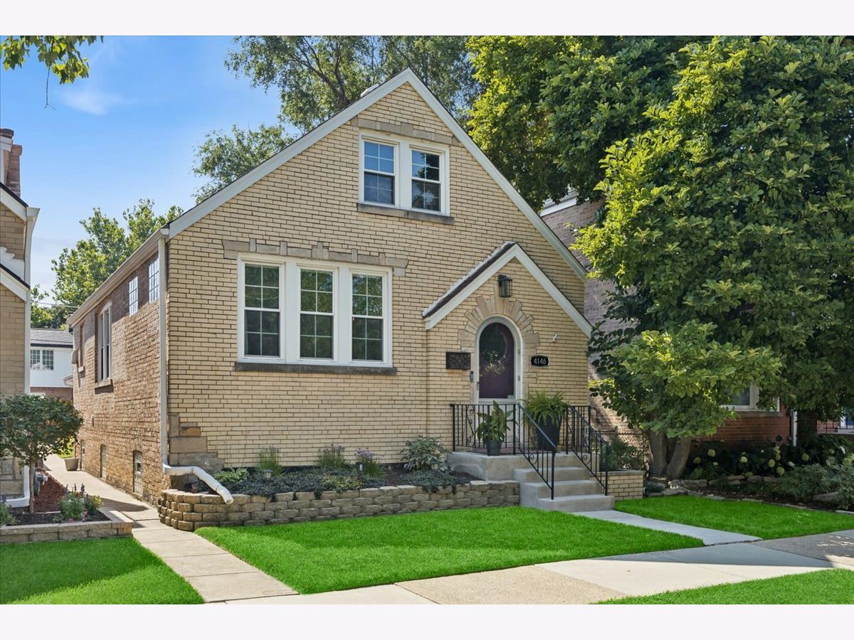  For Sale Brookfield Illinois, 4146 Park Avenue