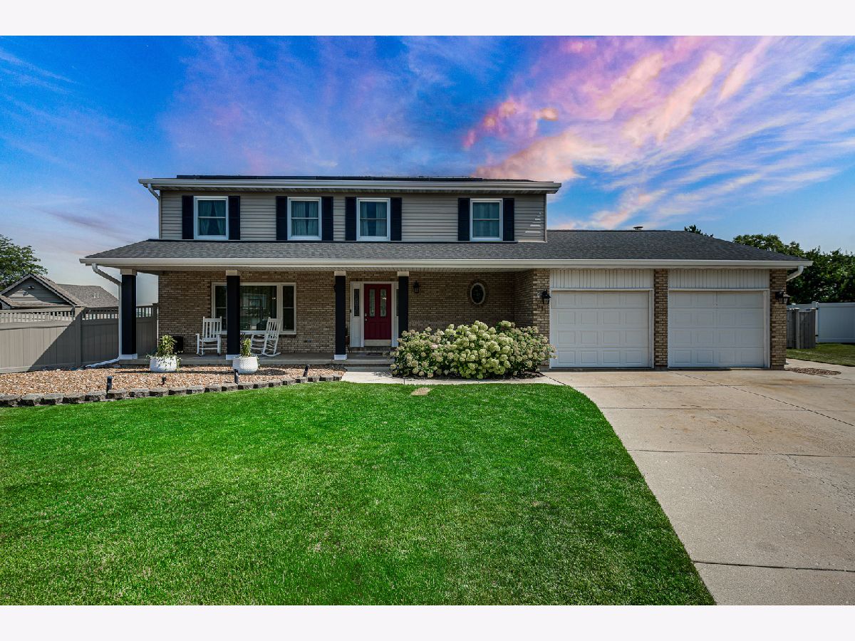  For Sale Manhattan Illinois, 811 1st Court