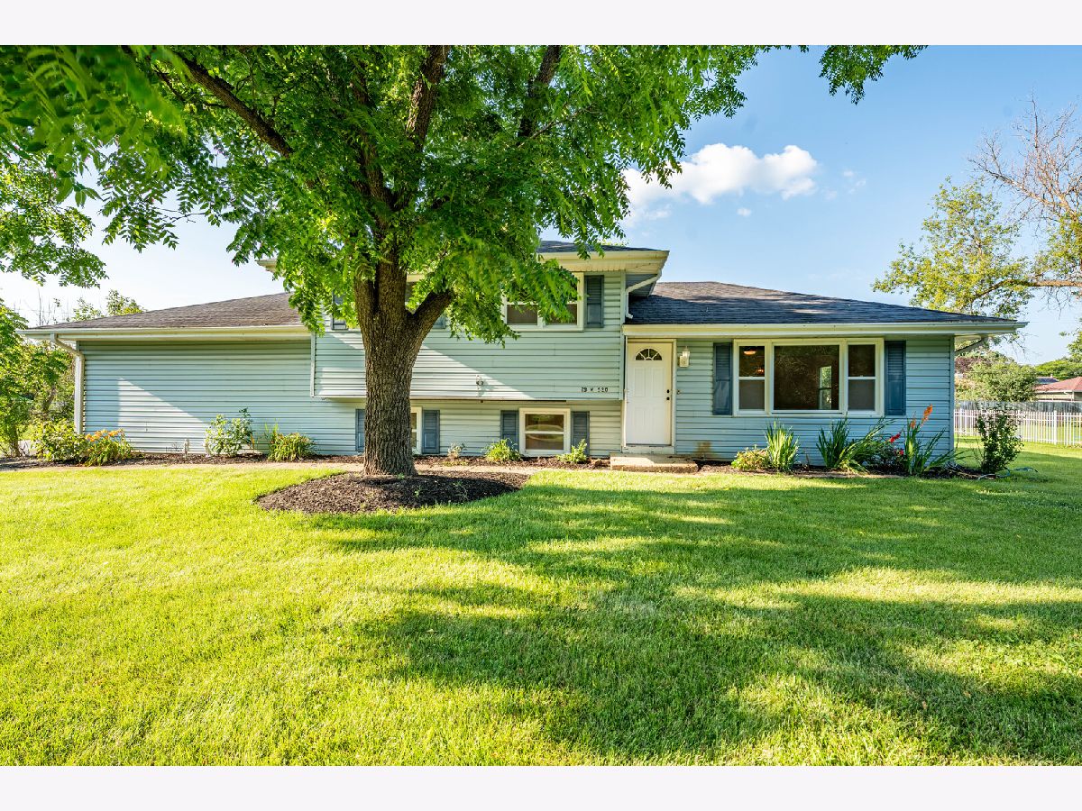  For Sale West Chicago Illinois, 28W520 Lester Street