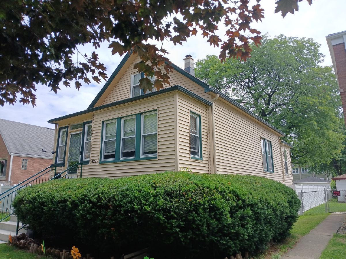  For Sale Brookfield Illinois, 4017 Oak Avenue