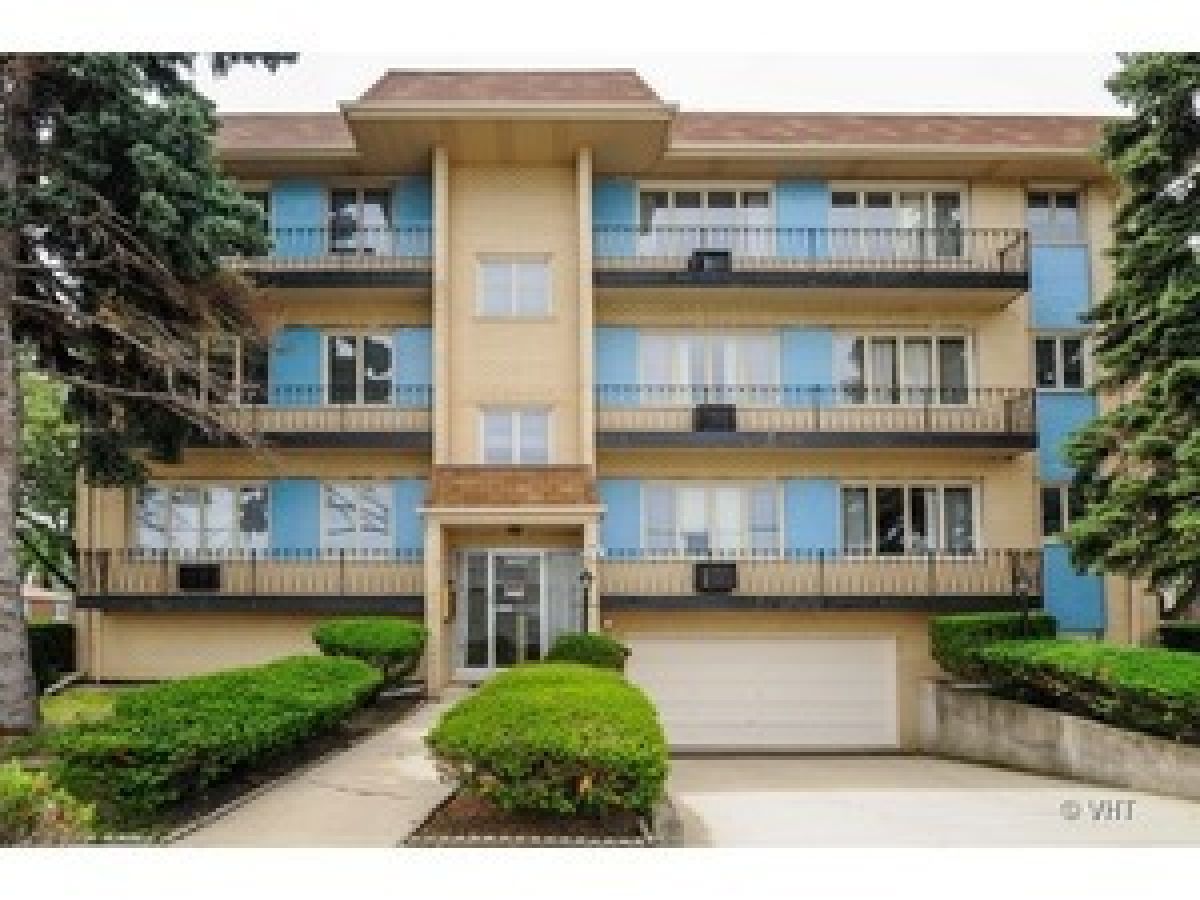 Condominiums For Rent Heritage Oak Lawn Illinois, 9600 Komensky