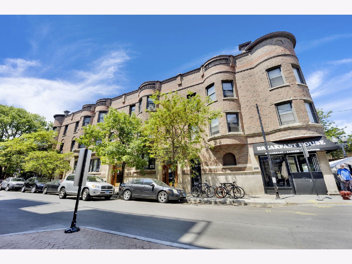  Rented Chicago Illinois, 1004 Dakin