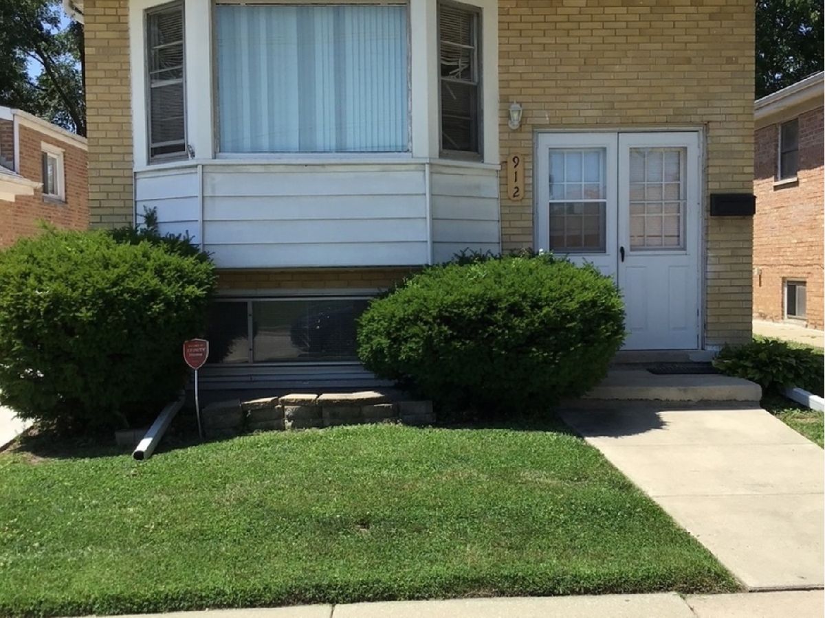  For Rent Bellwood Illinois, 912 Cernan