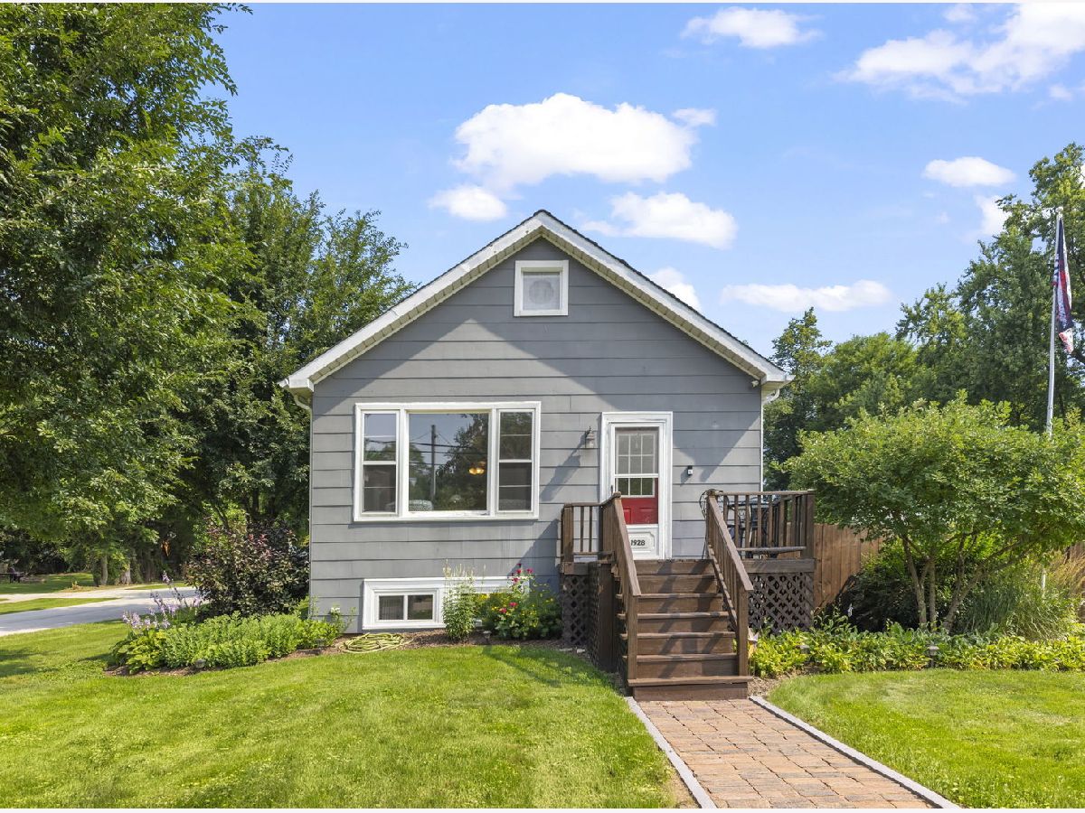  For Sale Downers Grove Illinois, 1928 Curtiss Street