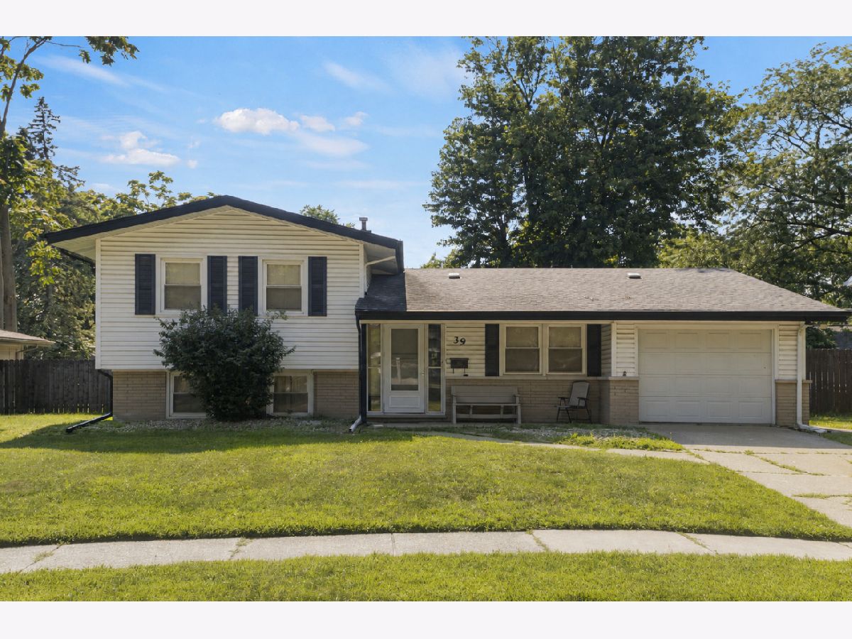  For Sale Thornton Illinois, 39 Arapaho Drive