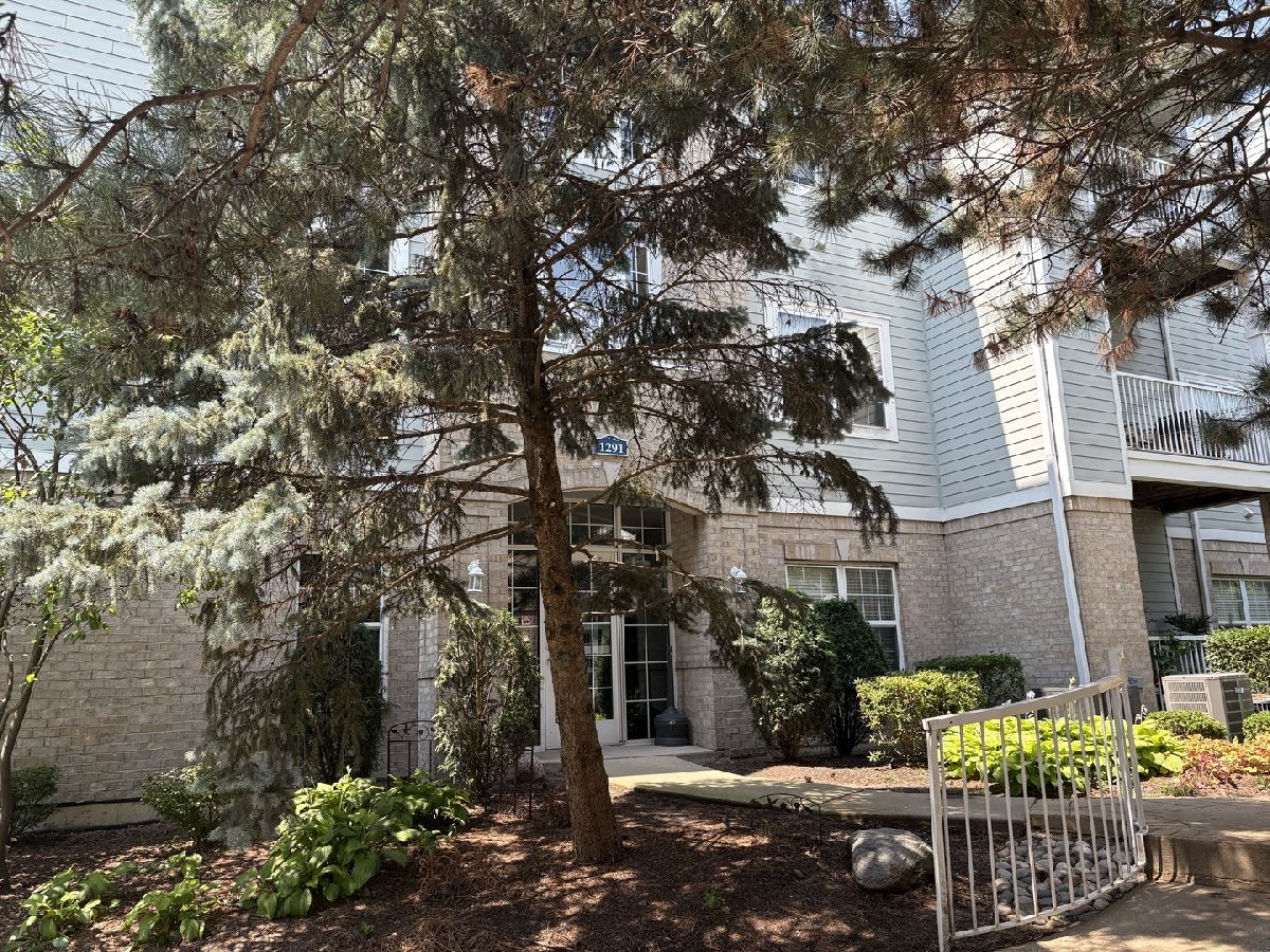  For Sale Addison Illinois, 1291 Lake Street