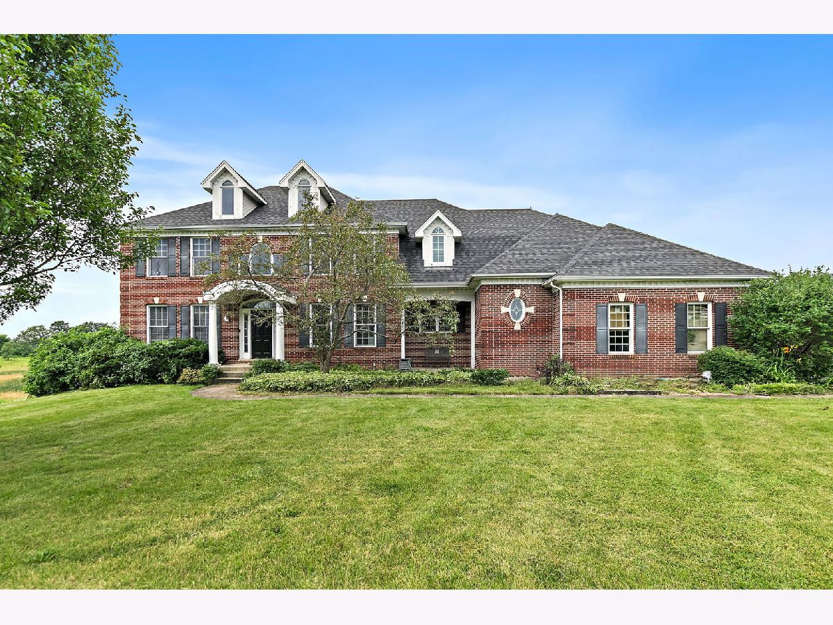  For Sale Hampshire Illinois, 1365 Pheasant Trail