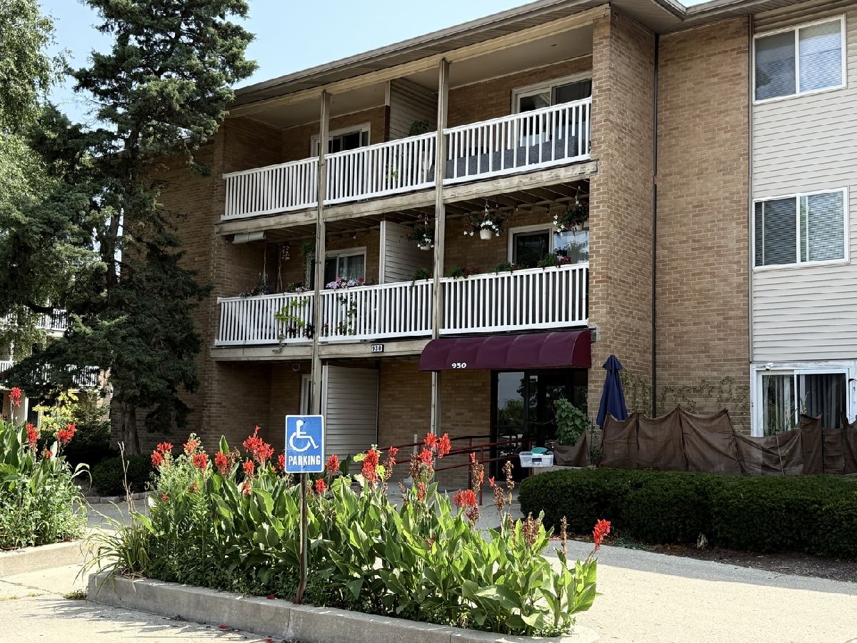  For Rent Des Plaines Illinois, 930 Beau
