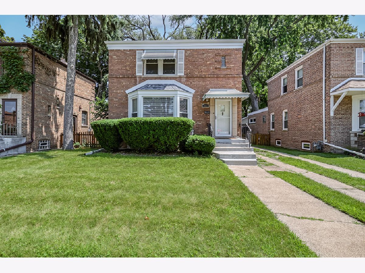  For Sale Evergreen Park Illinois, 9121 Utica Avenue