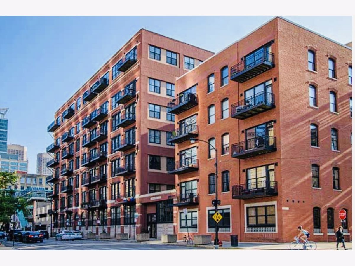 Condos & Townhomes For Rent Clinton Street Lofts Chicago Illinois, 226 Clinton