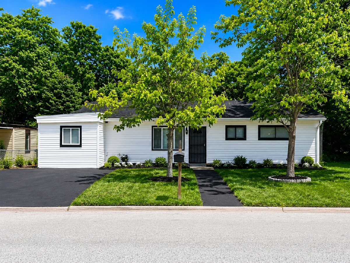  For Sale Markham Illinois, 16225 Central Park Avenue