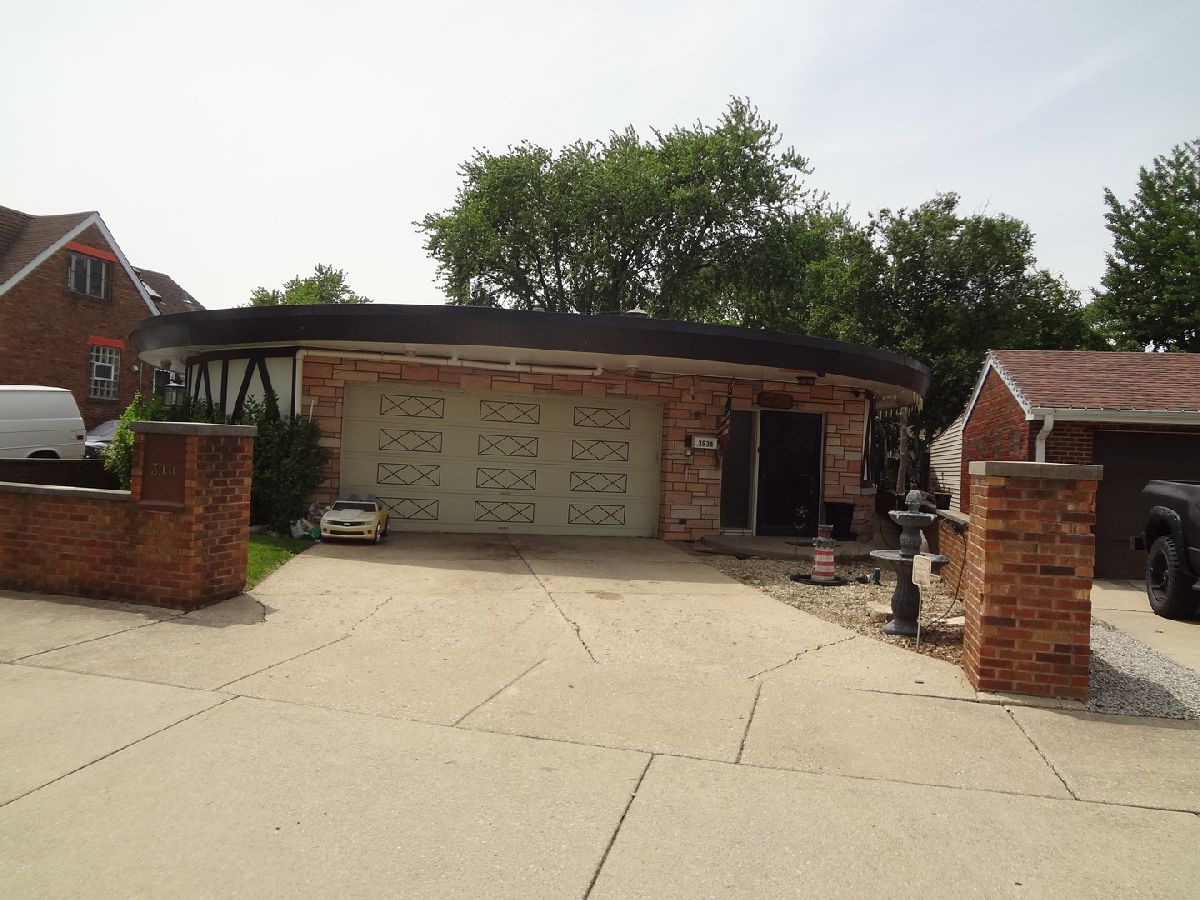  For Sale Stickney Illinois, 3936 Clarence Avenue