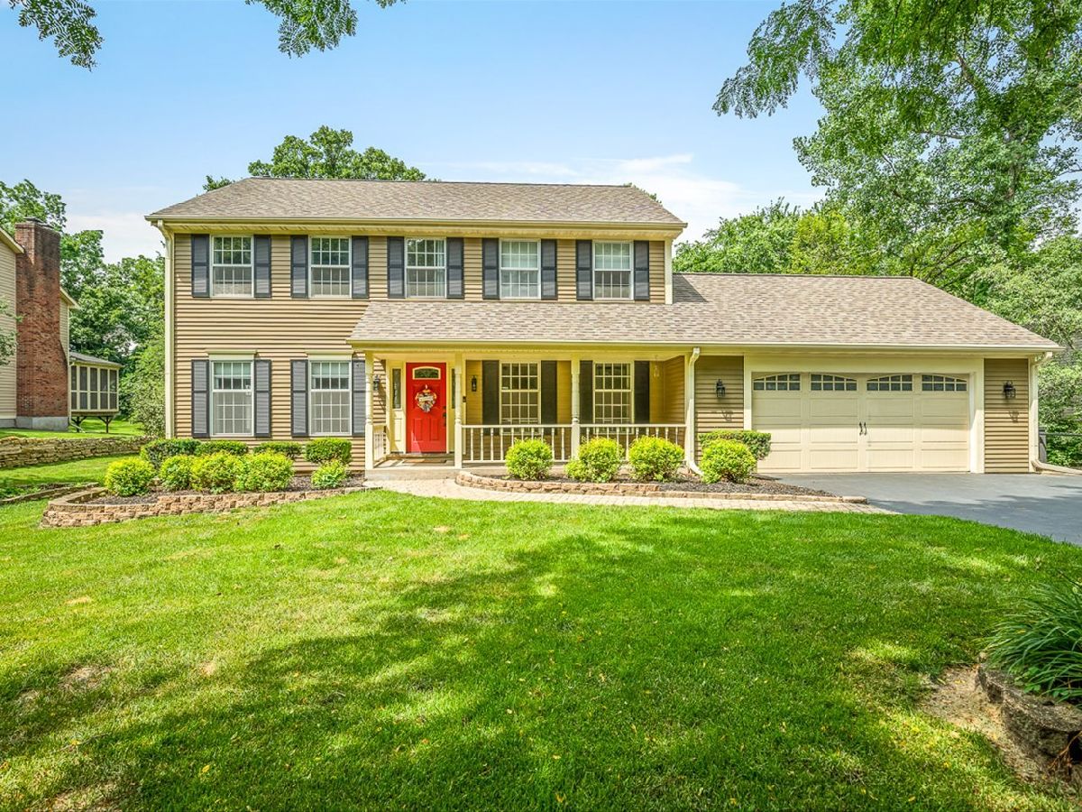  For Sale Roscoe Illinois, 12352 Ledges Drive