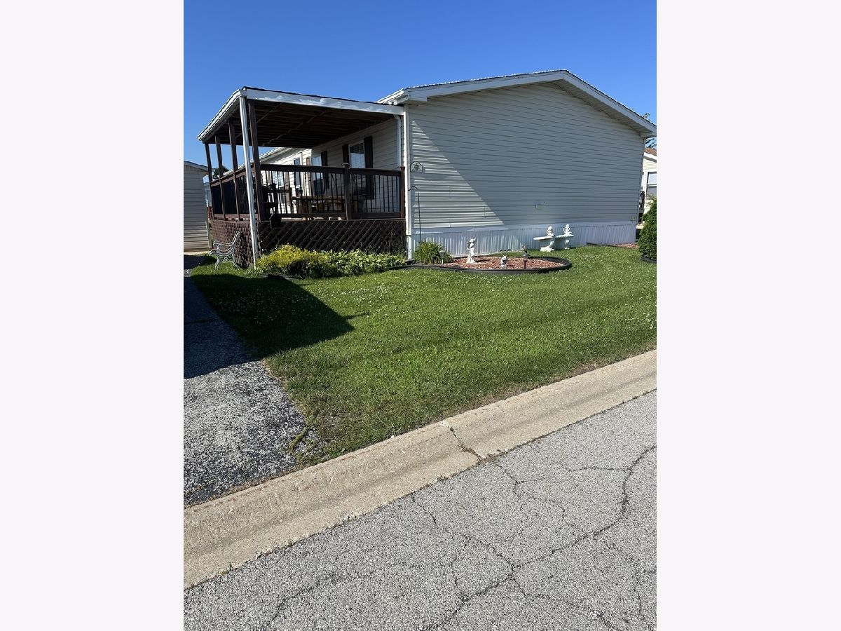  For Sale Monee Illinois, 4858 Augusta Boulevard