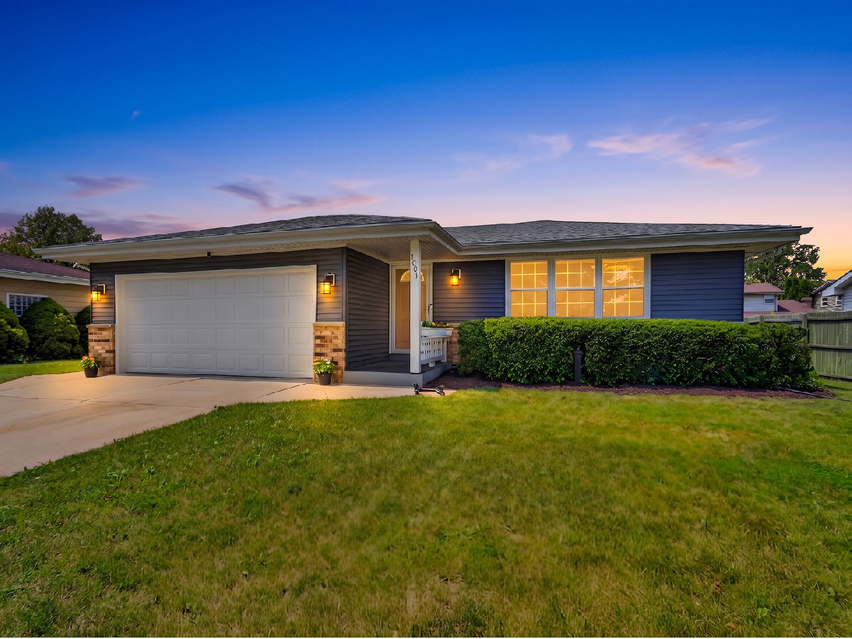  Sold Kenosha Wisconsin, 7004 60