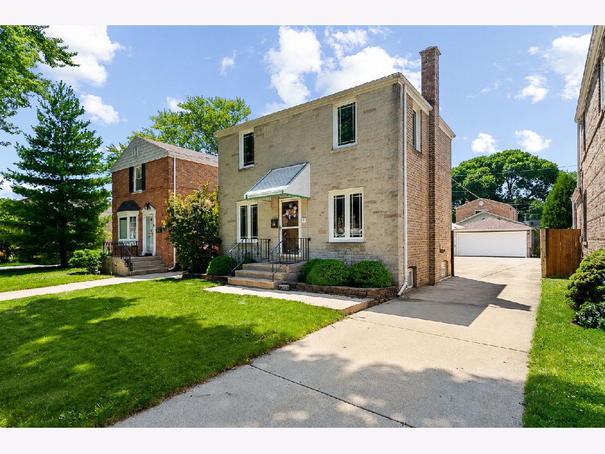  For Sale Chicago Illinois, 5050 Neenah Avenue