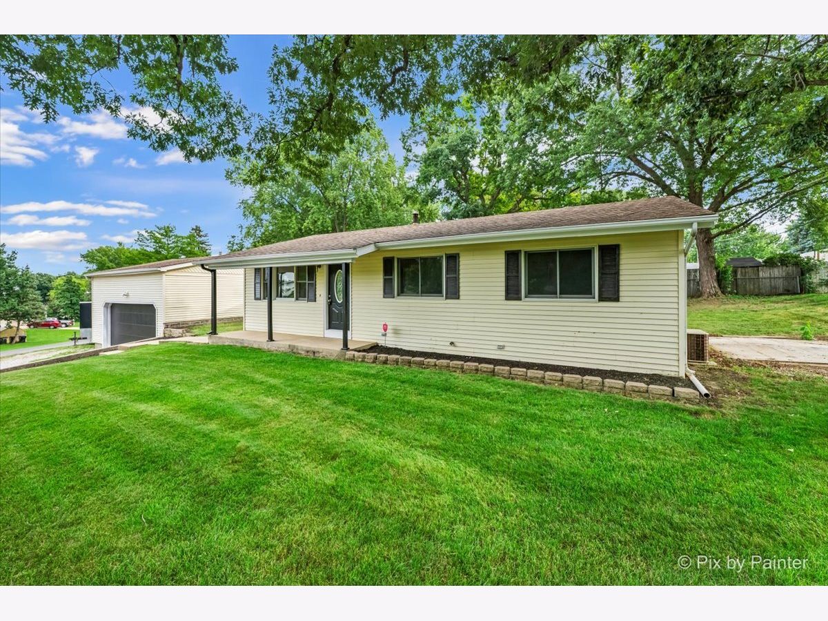  For Sale Mchenry Illinois, 911 Florence Street