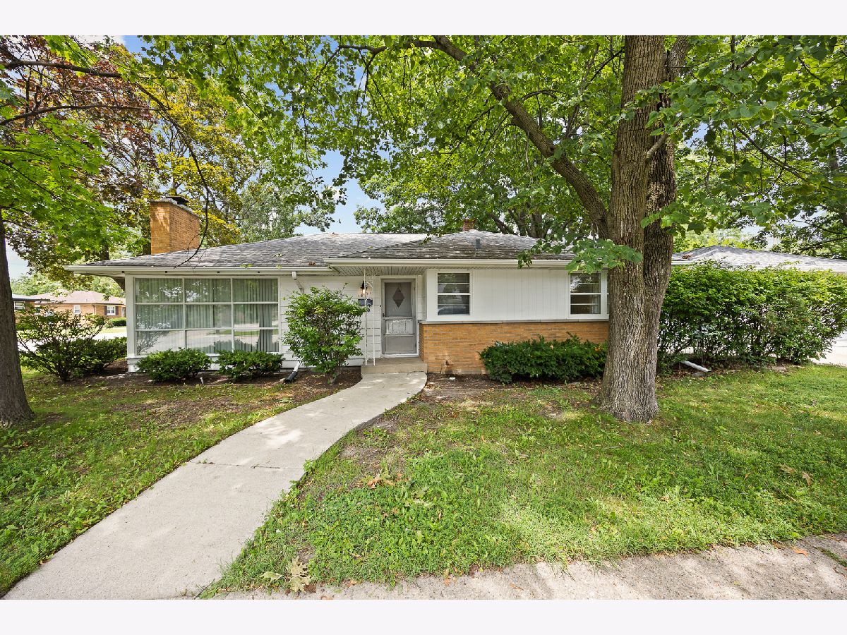  For Sale South Holland Illinois, 16371 Evans Avenue